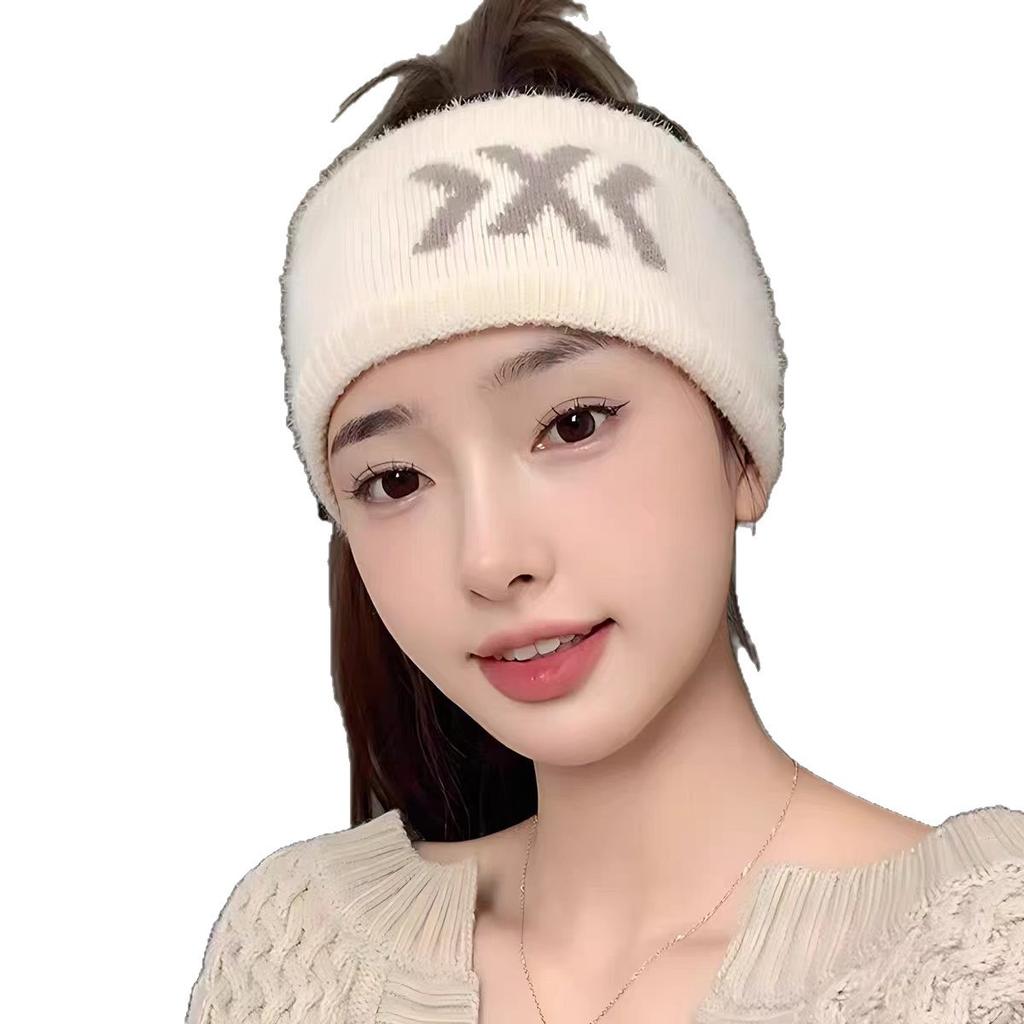 Fashion Headband Autumn and Winter Warm Knitted Ear Protector Empty Top Hat Women's Running Headband Wide Edge Forehead Confinement Pullover Hat