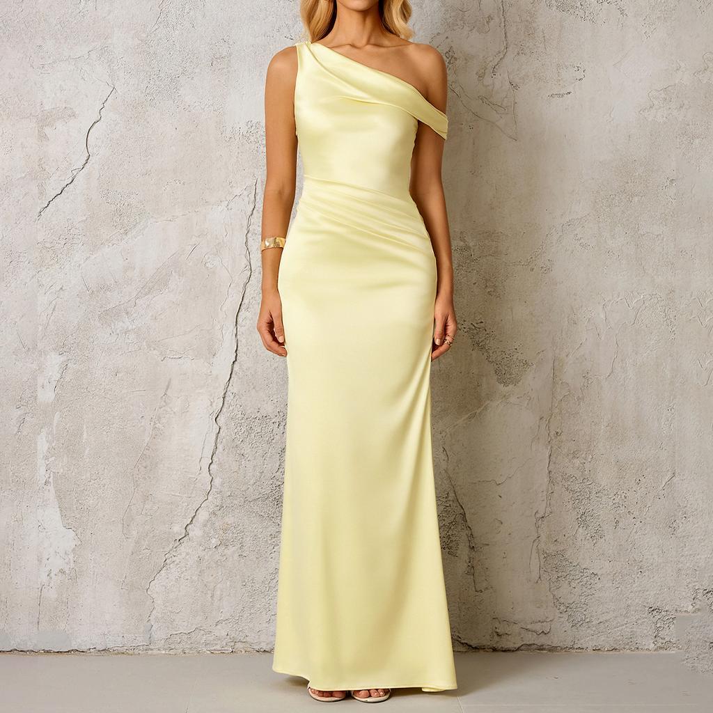 Summer new satin slanted shoulder slim and thin dress, sexy temperament single shoulder pleated long dress dress