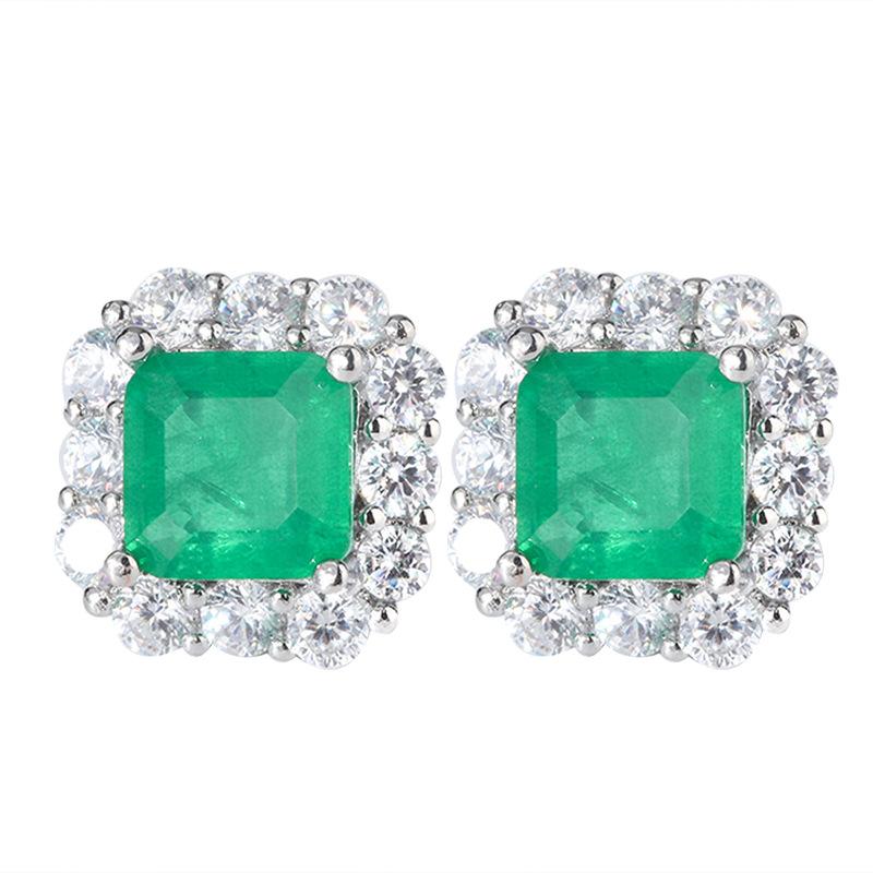 European American Retro Vintage Stud Earrings Popular Simulated Emerald Jewelry Geometric Pattern Trendy Brass Material for Gift