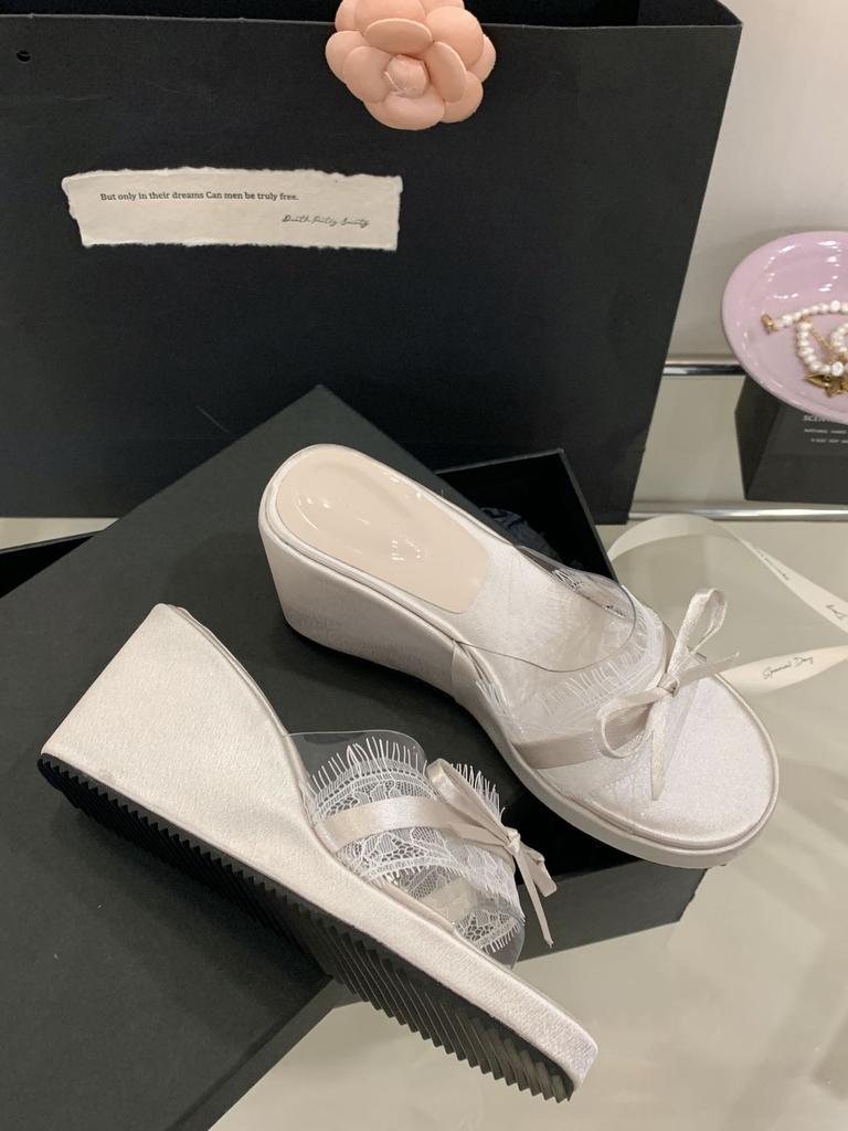 Fairy patent leather slippers slope shoes 2025 new French transparent mesh bow cool round head heel slippers