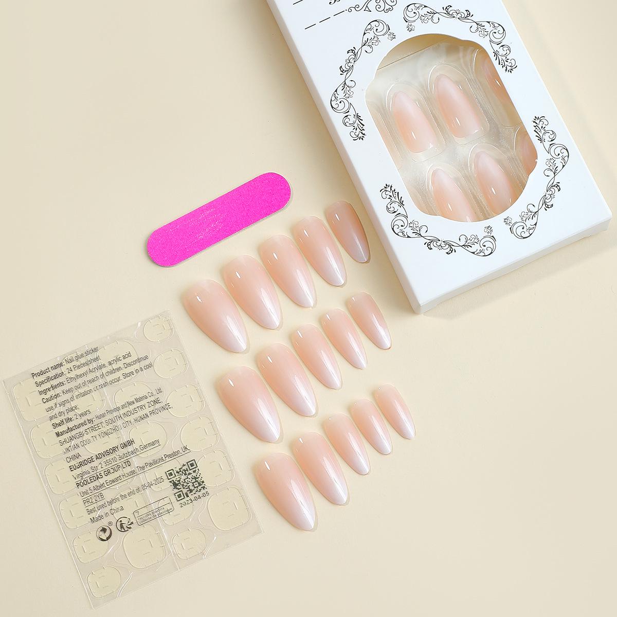 

Миндалевидные накладные ногти - Белый лунный нюдово-розовый градиент