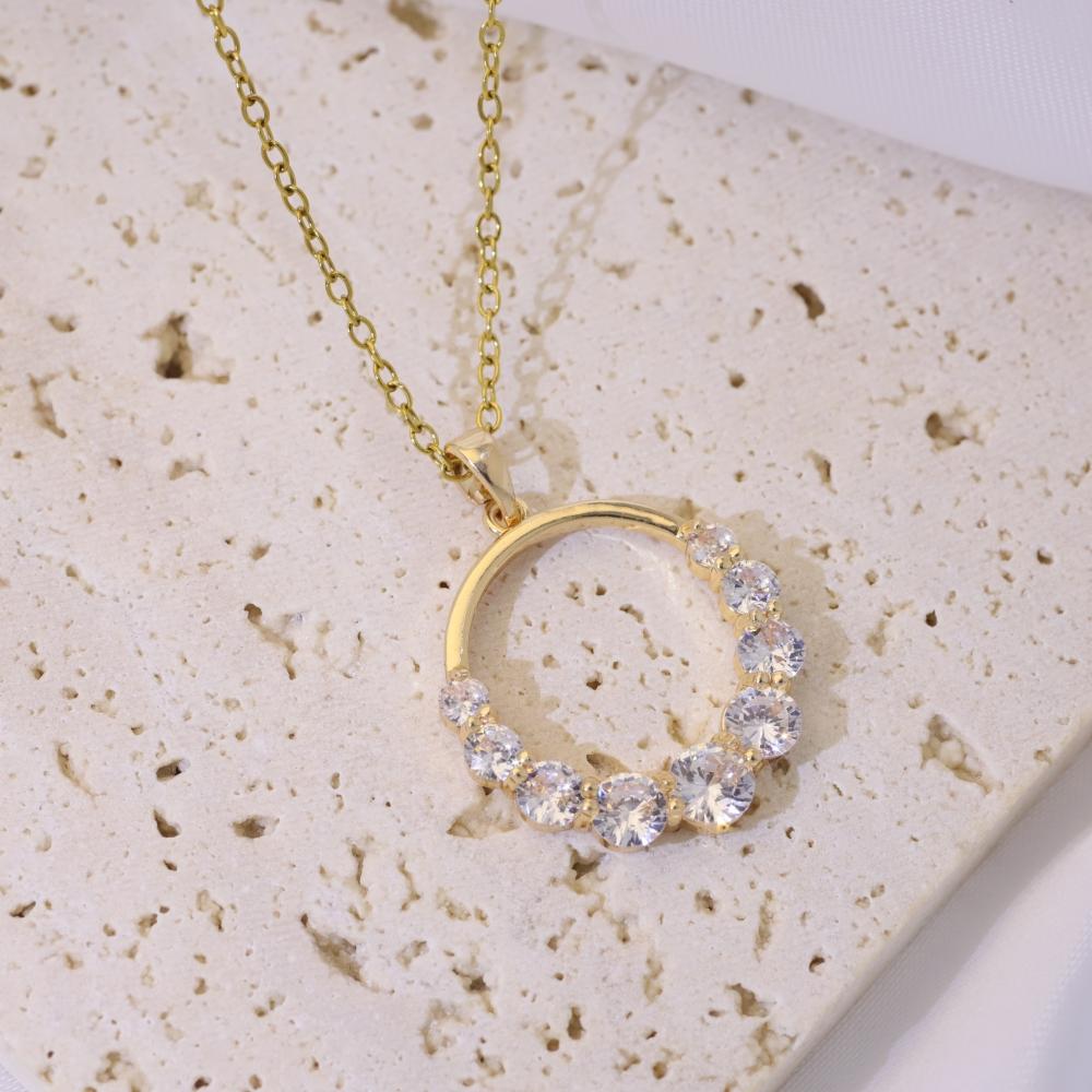 Simple Hollow Round Pendant Necklaces for Women Zirconia Necklace Wedding Party Jewelry Accessories
