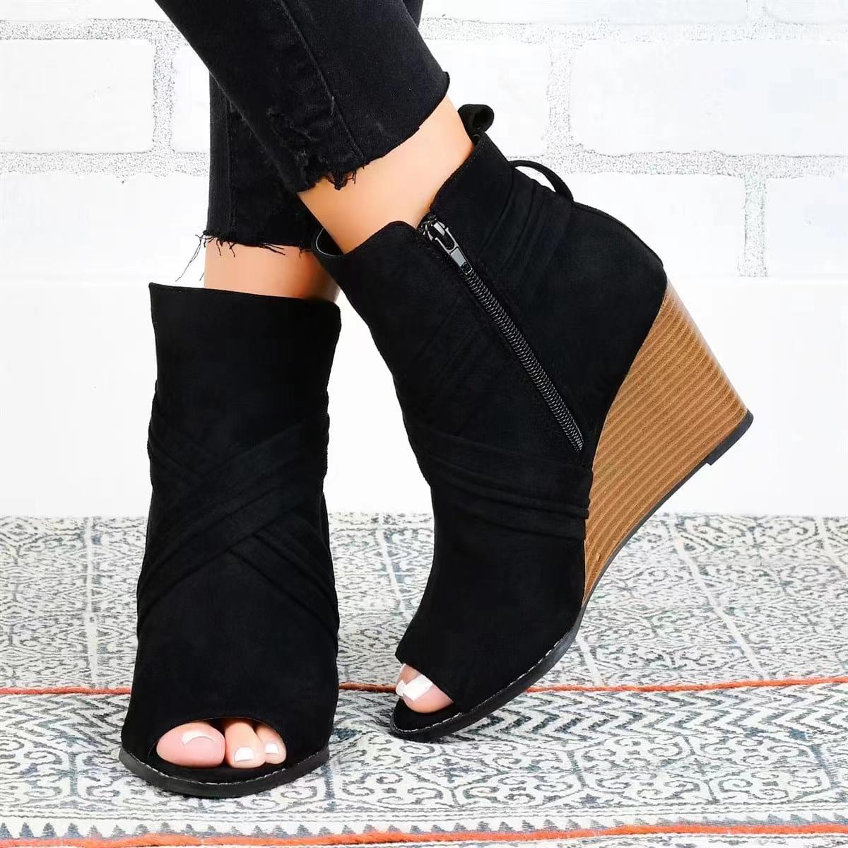 

2024 Новые летние женские сандалии, модные туфли с рыбьим ртом, классические туфли, сексуальные повседневные сандалии на танкетке с молнией, женская модная обувь 43