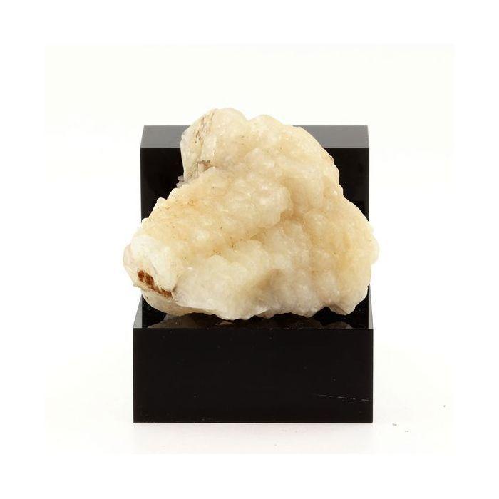 Calcite 584.9 carats