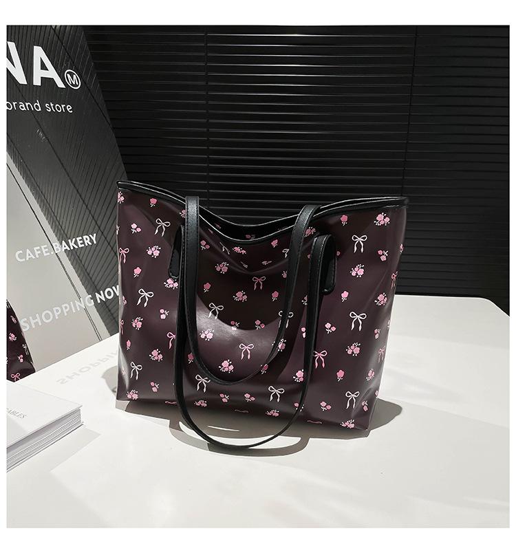 

Новая студенческая сумка-тоут для женщин, большая вместимость, 2025 год, дофаминовая ручная женская сумка для поездок на работу, классная сумка через плечо