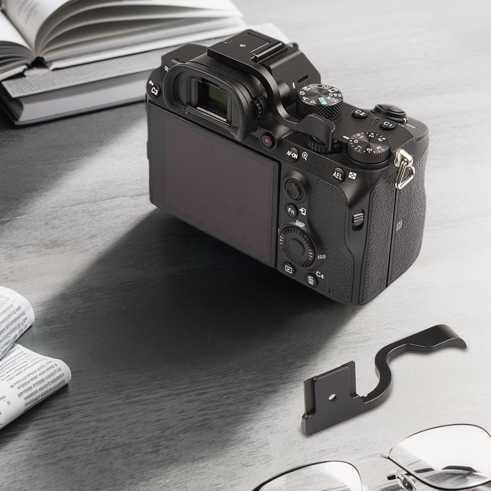 Black Color Thumb-up Grip Camera Thumb Up Grip Metal Hot Shoe Thumb Up Rest Hand Grip for Sony A7 A7RII A7M2 A7SII A7R3