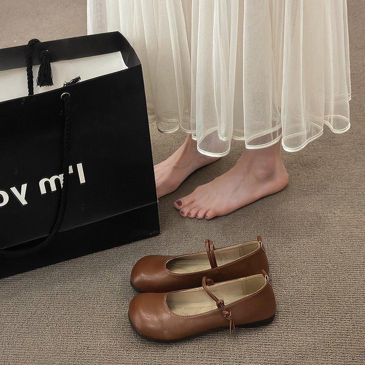 

Французские ретро лаковые сандалии баотоу женские 2025 весна и лето новые квадратный носок металлическая пряжка на ремешке толстый каблук одинарная обувь женская 40 коричневый