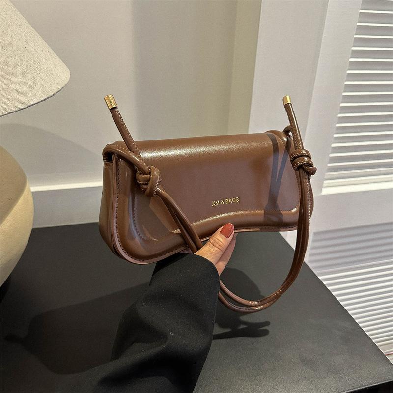 Textured solid color retro bag women's bag 2025 summer new casual messenger bag simple shoulder armpit bag