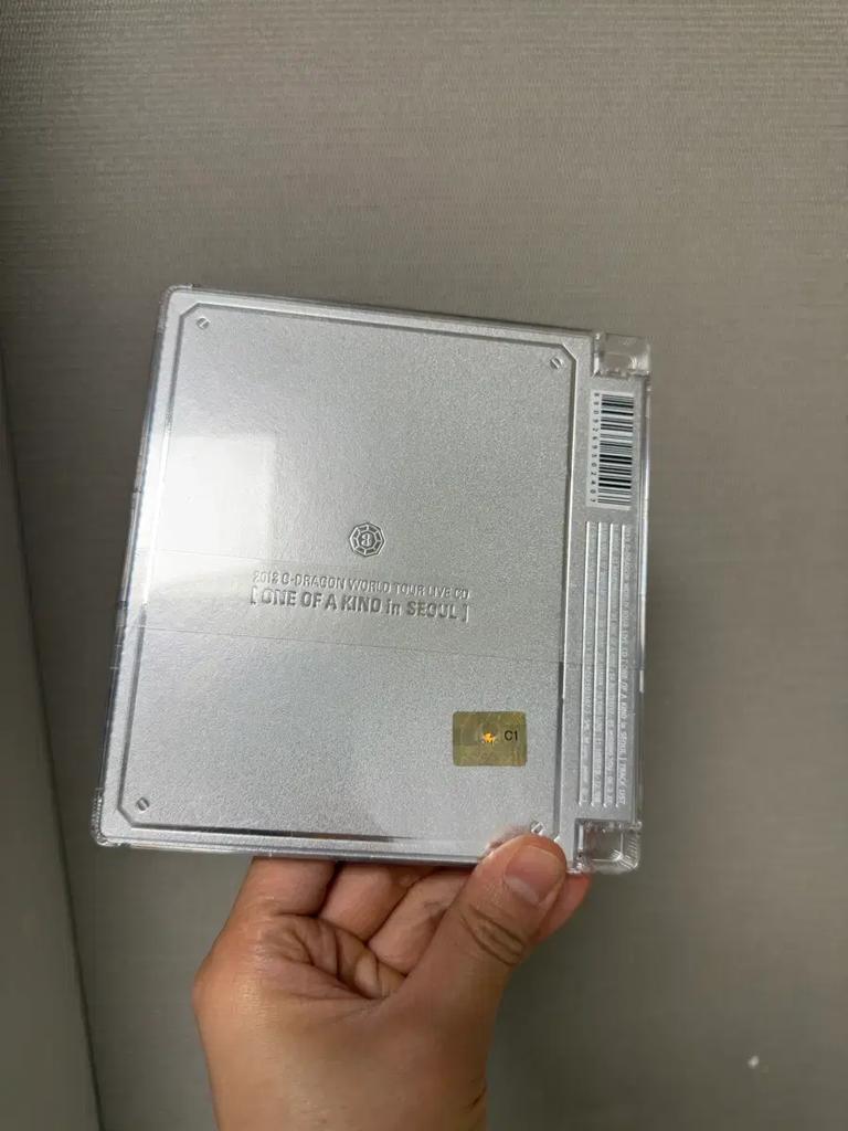 G-DRAGON 2013 World Tour Seoul Live CD Used