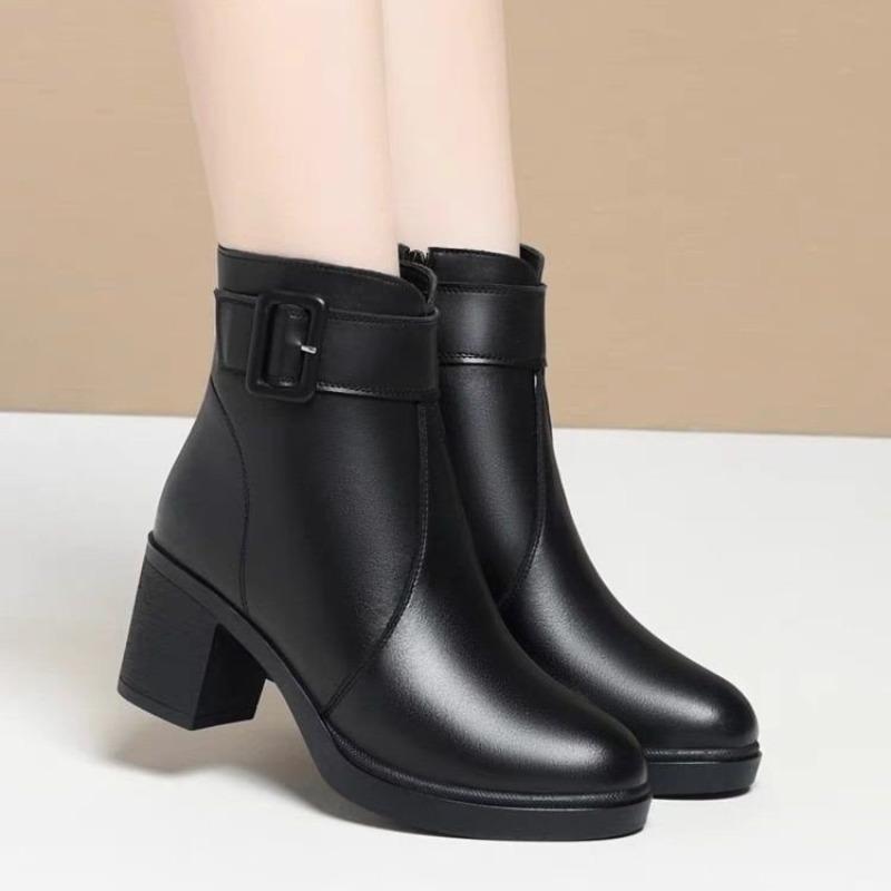 Women's short boots thick heel leather shoes winter velvet women's shoes medium heel women's shoes soft leather mother cotton shoes