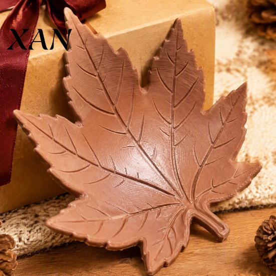 Fall Themed Accessory 3D Printed Maple Leaf Trinket Dish, Autumn Key Tray, Jewelry Decorative Dish Tray for Entryway, Thanksgiving Tabletop