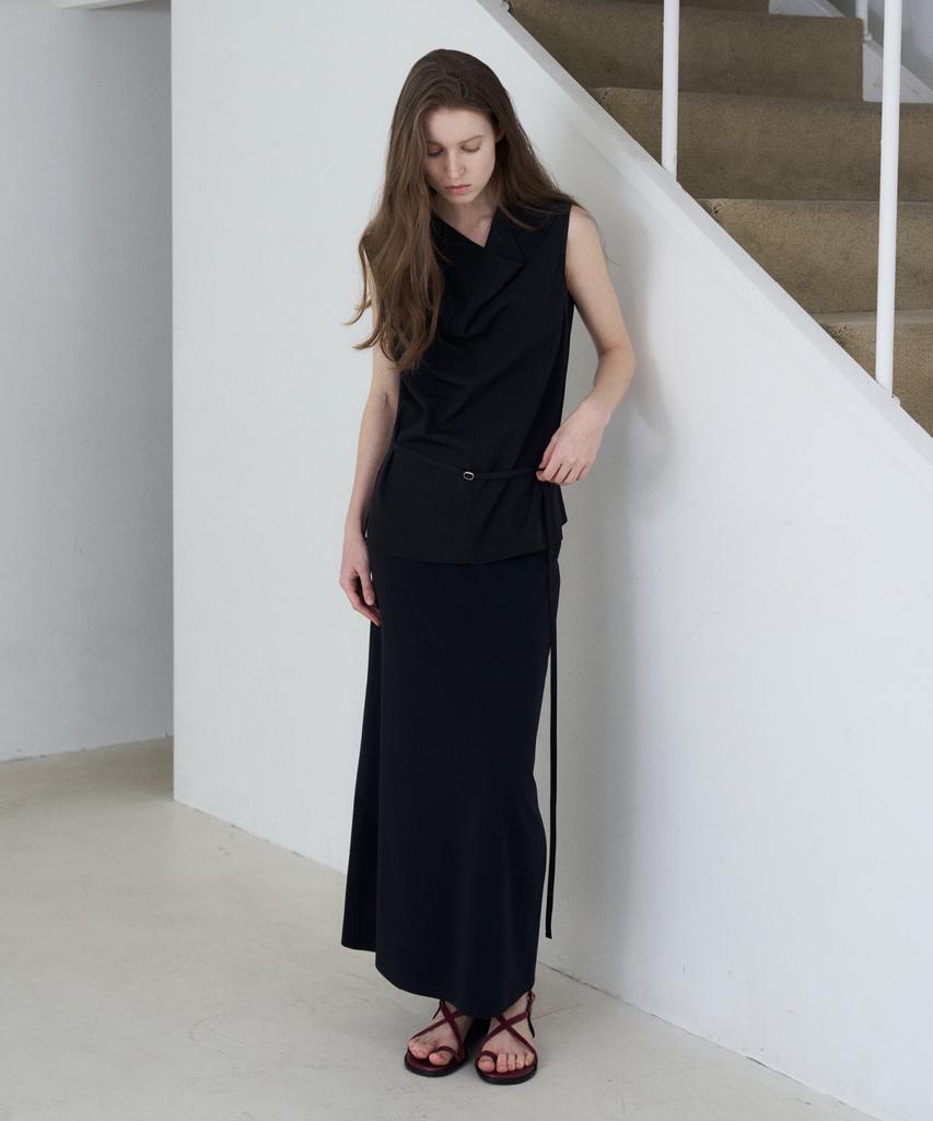 From Wear Slim Elastic Skirt Black