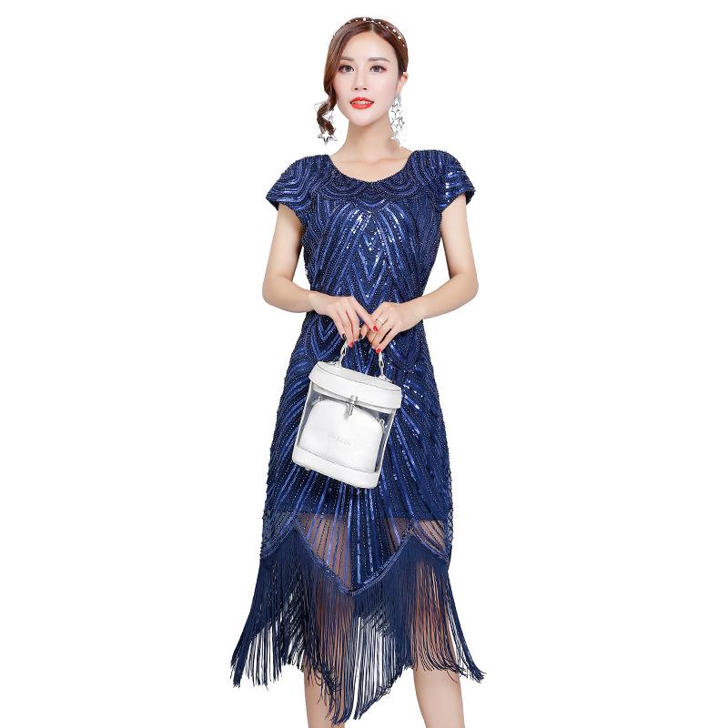 Plus Size Sequin Beaded Tassel Evening Dress - Slimming Hip-Hugging Design with Round Neck 