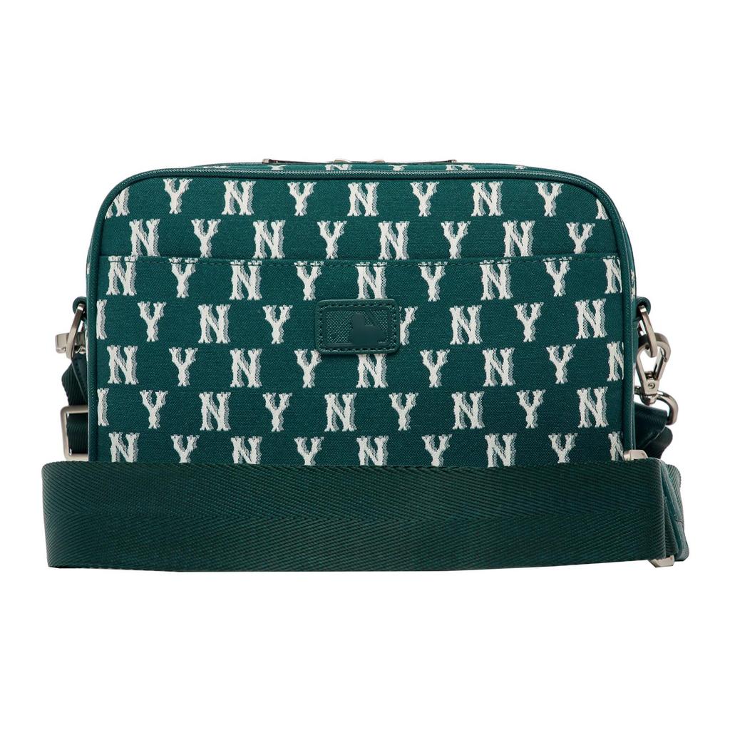 MLB Monogram Series Vintage Floral Print Letter Logo NY Yankees Polyester Tofu Bun Camera Bag Shoulder Crossbody Bag Unisex Bags 3ACRM012N-50GND