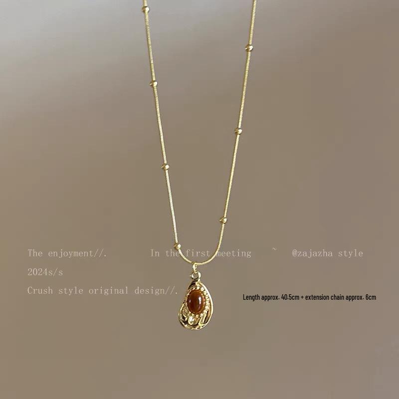 

Maillard Натуральное ожерелье-свитер из тигрового глаза для женщин - Ретро стиль осень/зима 2024, стиль высокого класса.