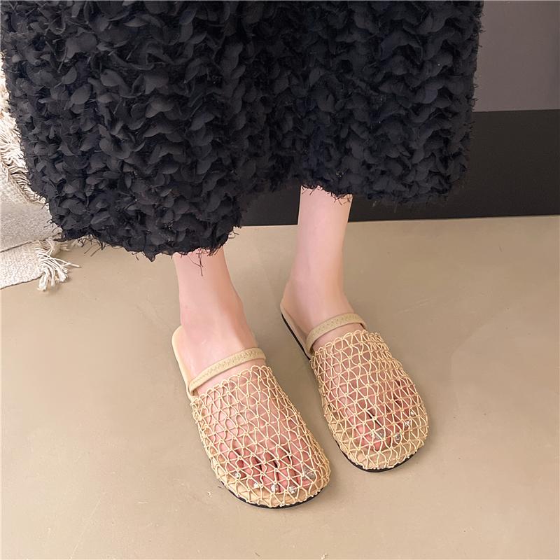 Fashion Hollowed-out Fishing Net Breadhead Flip-flops for Women In 2025 Summer Korean Style, New Flat and Casual Outerwear