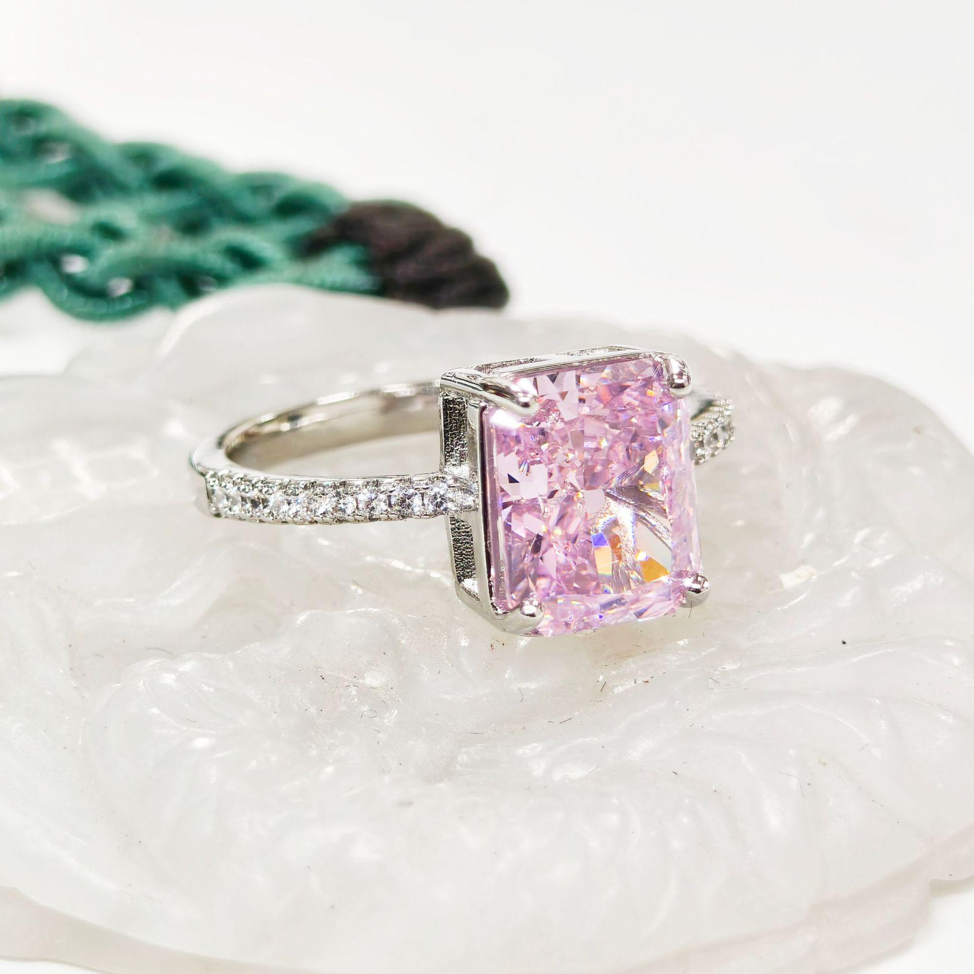 Gessen Jewelry: Элегантное кольцо с бриллиантом из циркона овальной огранки для женщин Size 6