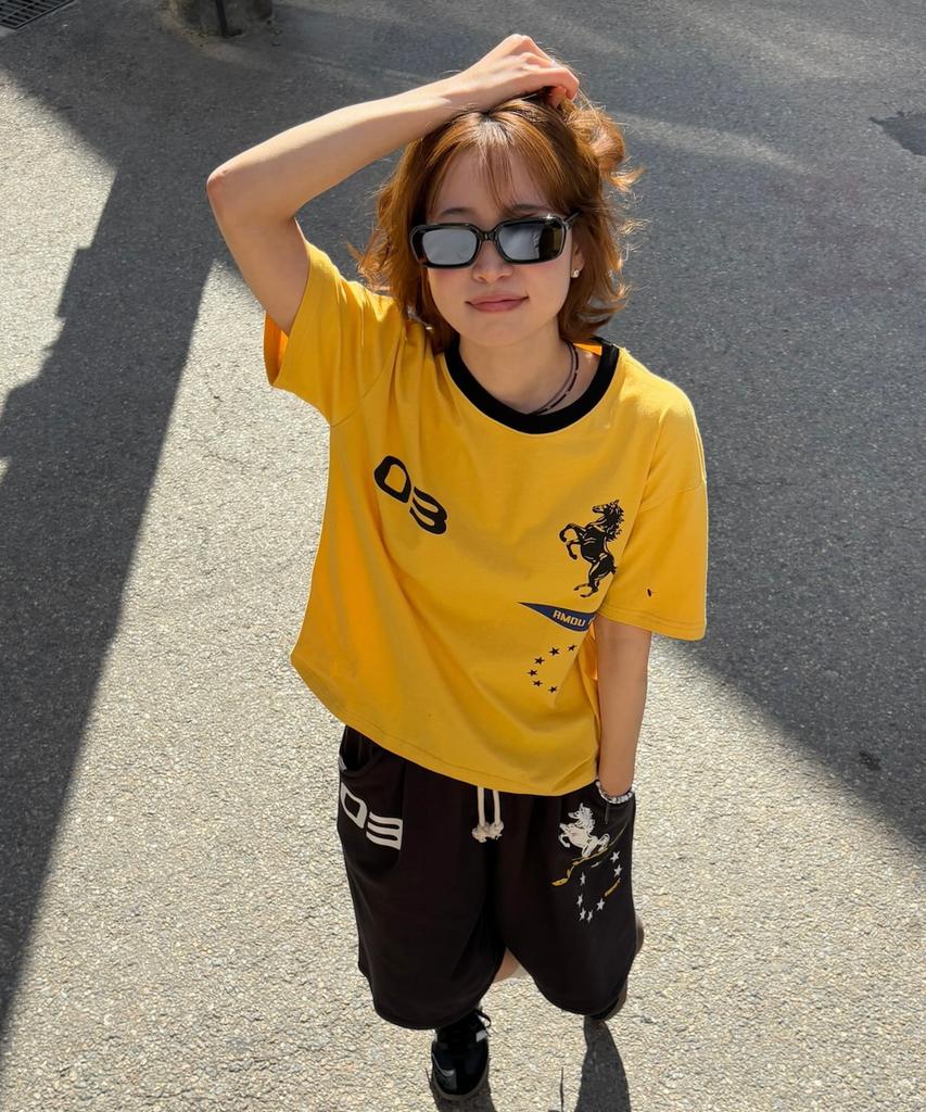 AMOU Sporty Horse Half T-Shirts Yellow