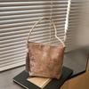 Retro New Chinese Style Handbag Lightweight Zipper Closure Retro Shoulder Bag Large Capacity Tassel Elegant Underarm Bag Gift