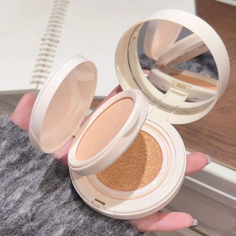 Gege Bear - 2 in 1 Moisturizing Air Cushion Foundation - 2 Colors