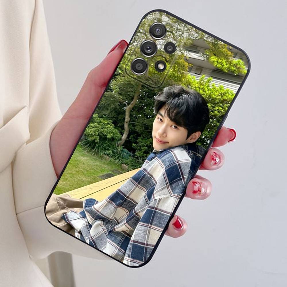 B-byeon wooseok Phone Case For Samsung S24,21,22,23,30,Ultra,20,Plus,Note,10,9,Black soft silicone case SamsungS21