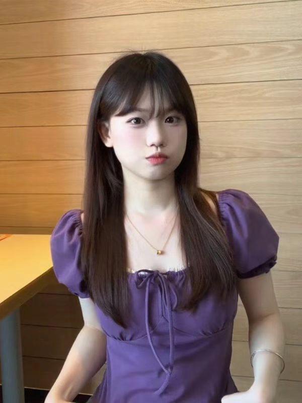 

Korean version of lace square neck short-sleeved T-shirt women s summer design sense niche slim and thin bubble sleeve top tide s (recommended within 50kg ) фиолетовый