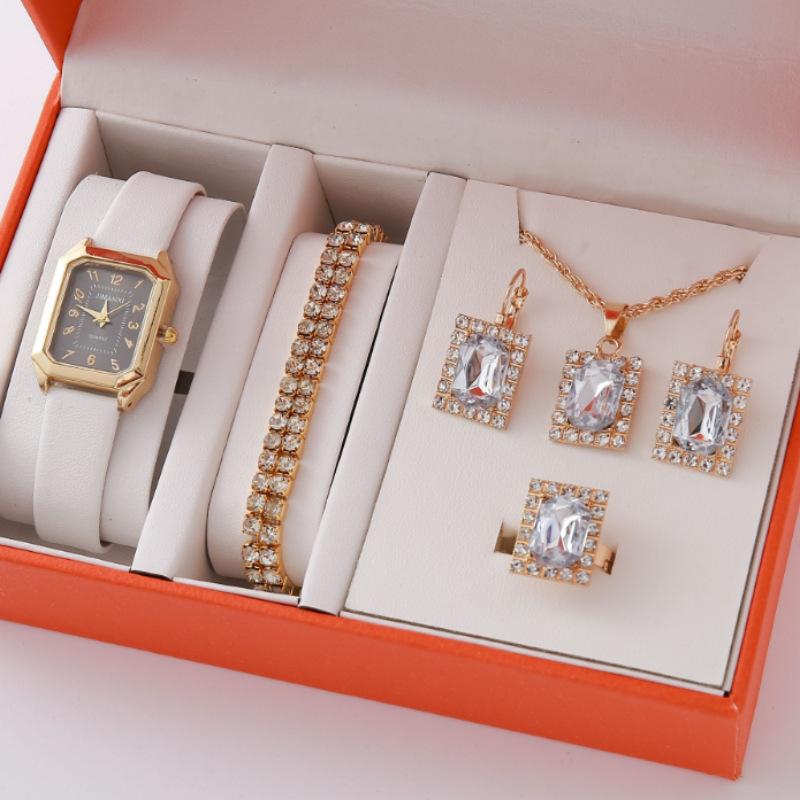 New Casual Fashion Leather Women'S Business Square Quartz Watch Korean Version Of Rhinestone Jewelry Set Watch