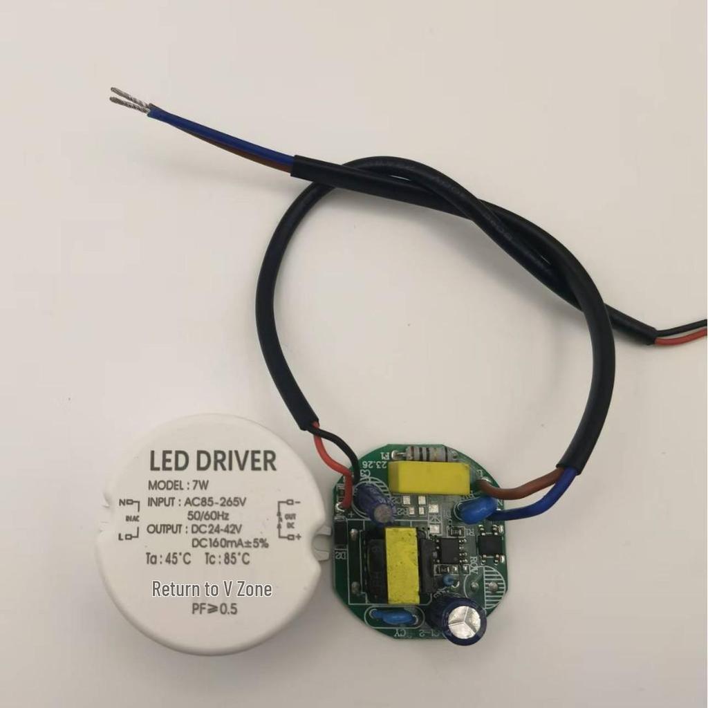 7W Isolation Wide Voltage Round Cylinder Spotlight: Commercial Lighting Fixture with Dedicated Driver