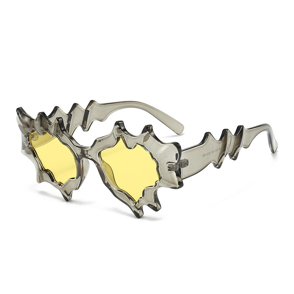 Niche Ice Ribbed Exaggerated Sunglasses Avant-garde Spicy Girl Transparent Crystal Clear Jelly Colored Instagram Sunglasses