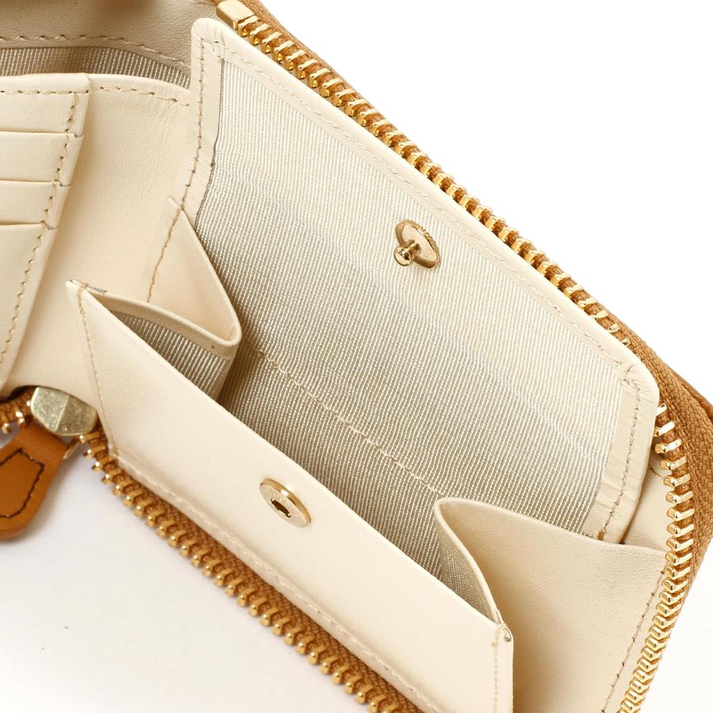 Handwritten style foil stamped logo wallet NH0853 61501 [Kitamura] bi-fold Camel/Beige [Brown]