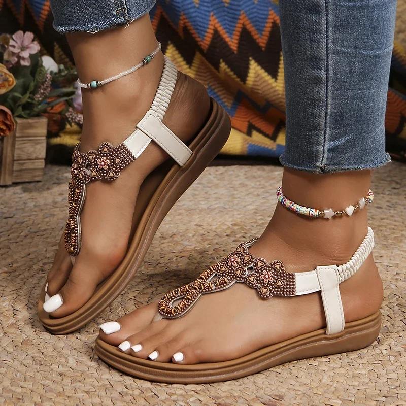 Fashion Women Flat Sandals Bohemian Style Flowers Decor Women Shoes Summer 2025 Clip Toe Non Slip Beach Shoes Plus Size Slip On Sandles