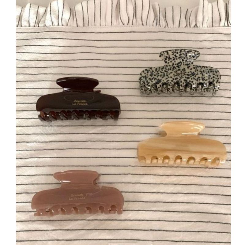 Spotted Marble Hair Claw Clip