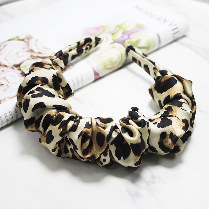 Lystrfac Neue Mode Druck Leopard Scrunchy Stirnband für Frauen Mädchen Trendiges Plissiertes Haarband Weiblicher Kopfschmuck Haaraccessoires