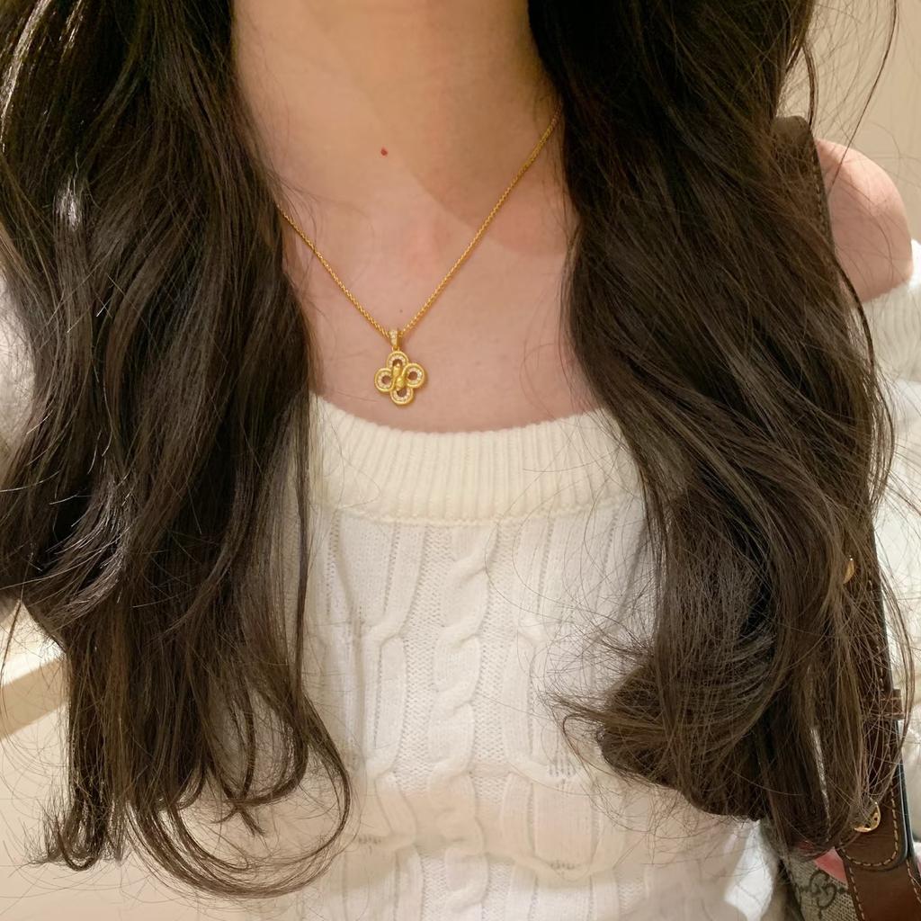 Light Luxury Retro High-Grade Gold Explosive Double Spirit Snake Winding Four-Leaf Clover Necklace, Versatile Temperament Can Pull The Collarbone