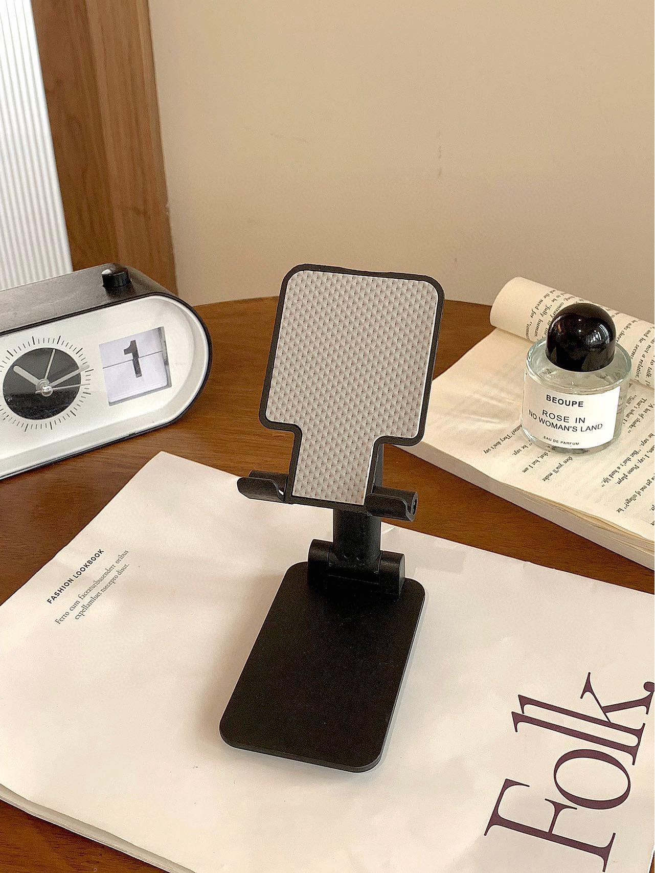 Universal Foldable Phone & Tablet Stand for Lazy Person – Portable, Scalable, Desktop Holder for Live Broadcast & Online Classes