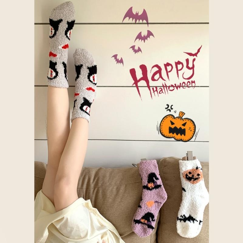 Women's Coral Fleece Socks for Halloween Festivities Cute Pumpkin Ghostly Witch Hat Print Cozy Fuzzy Slipper Ankle Socks