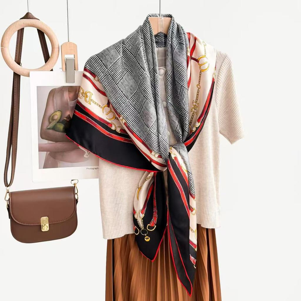 New fashion 111 mulberry silk silk scarf, women's Spring Festival gift for elders to keep warm 111 silk collection