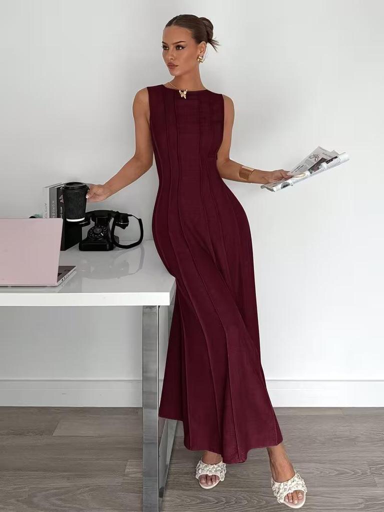 2026 Summer Women's Sleeveless Round Neck Pleated Long Dress - Elegant European and American Style