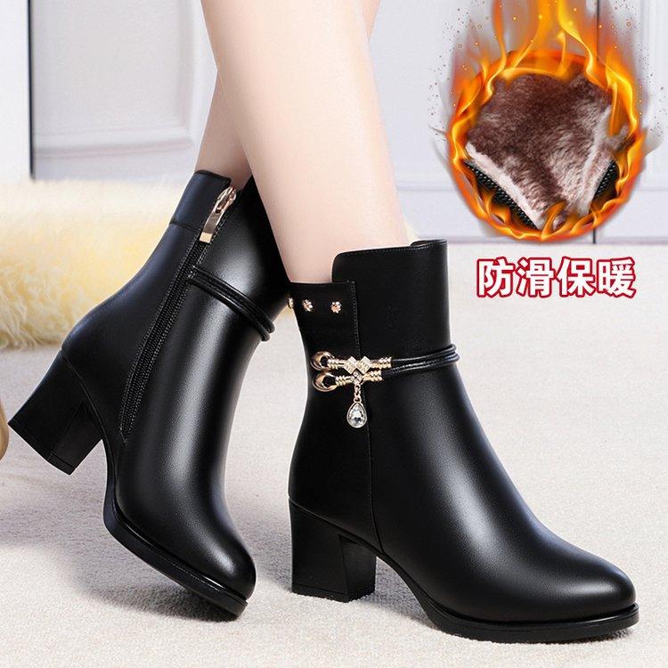 Women's Boots 2025 Winter New Collection Plush Cotton Boots Women's Pearl Middle Heel Boots Middle Heel Boots Thick Heel Women's