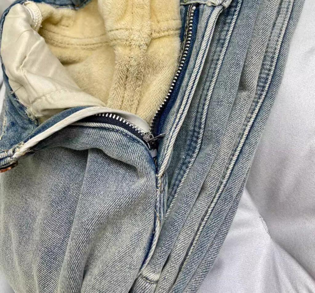 Women's Winter Velvet Plus Size Retro Flared Jeans - Elastic, Slimming, Micro-Flares for Pear-Shaped Figures