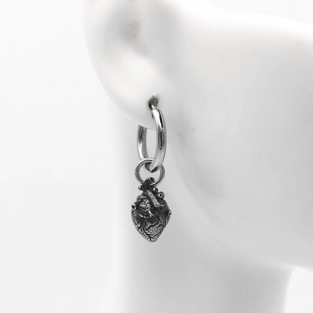 Elegant Heart Dangle Earrings Titaniums Steel Dangling Earrings Eye Catching Ear Drops Unisex Accessory for Party