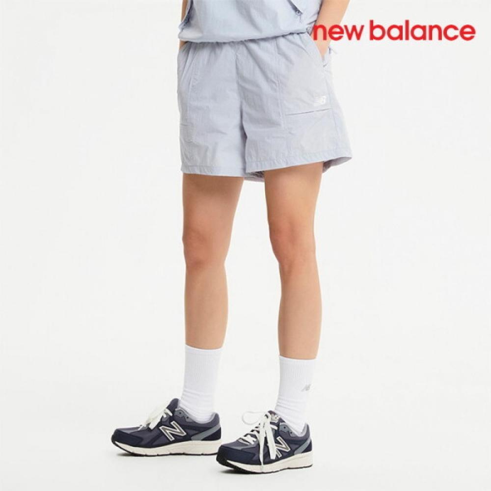 

New Balance Shorts Lightweight 4 Inch Woven Shorts G9 Nbnve2w422 FREE/M