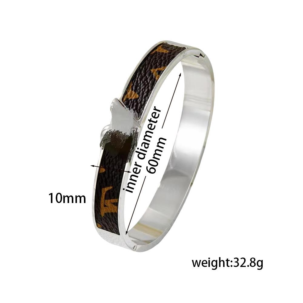 2026 Presbyopia Bracelet Light Luxury Fashion INS Style European and American Versatile Jewelry