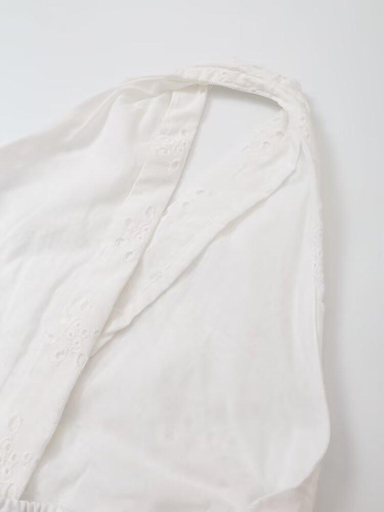 Chic Hollow Embroidery Halter Neck Backless Dress