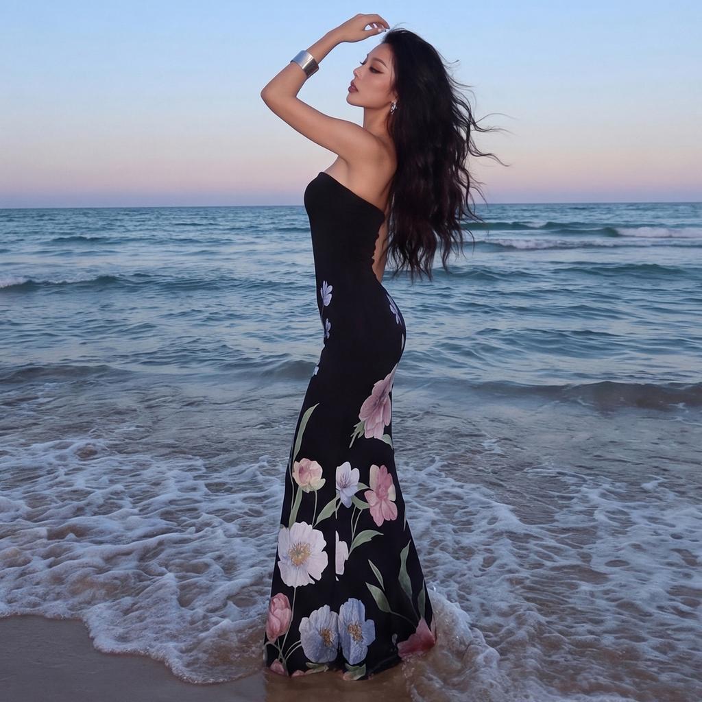 2026 European and American summer new French sexy pure desire tube top printing slim and thin temperament dress women