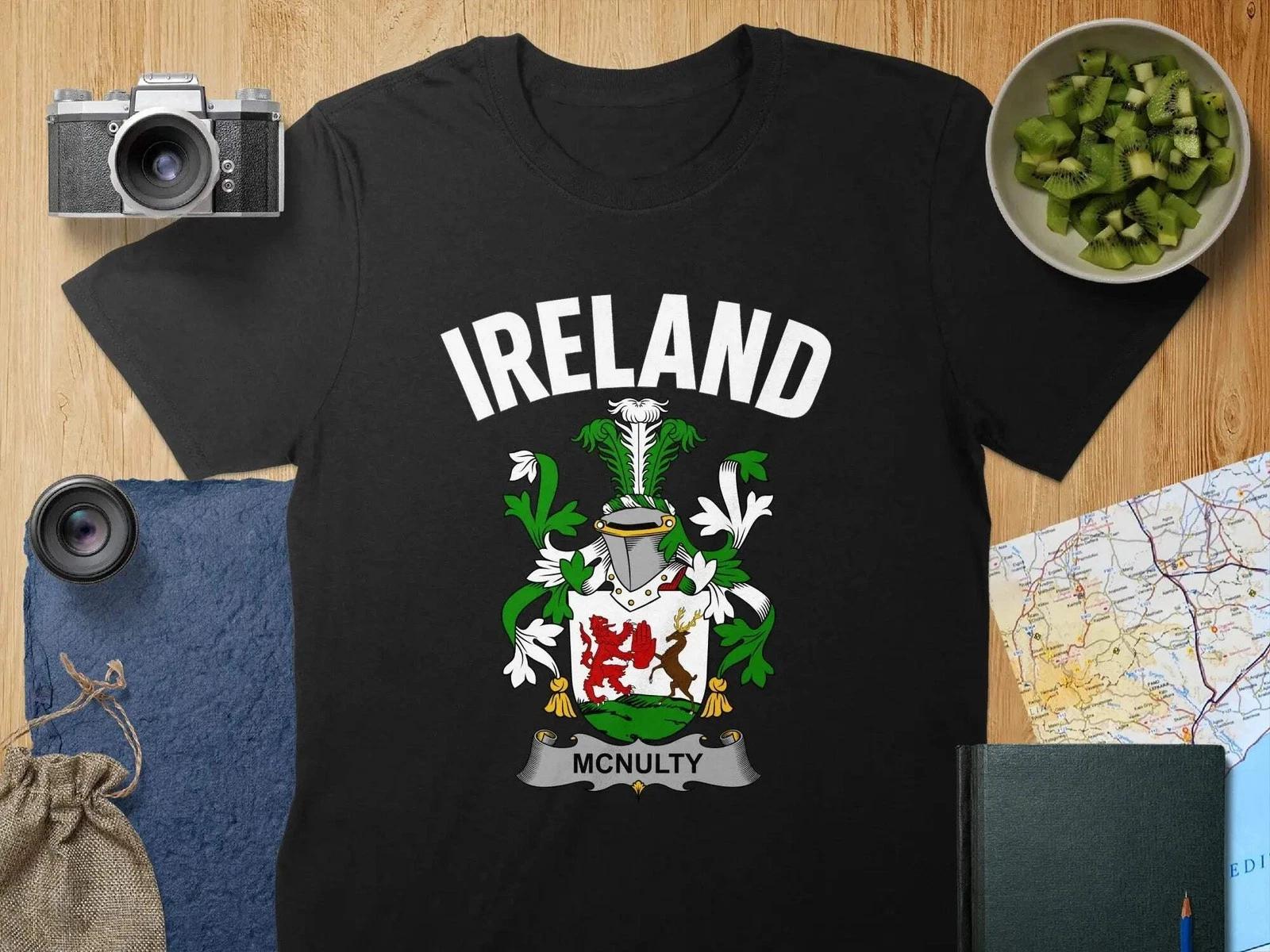 McNulty Coat Of Arms Irish T-Shirt M