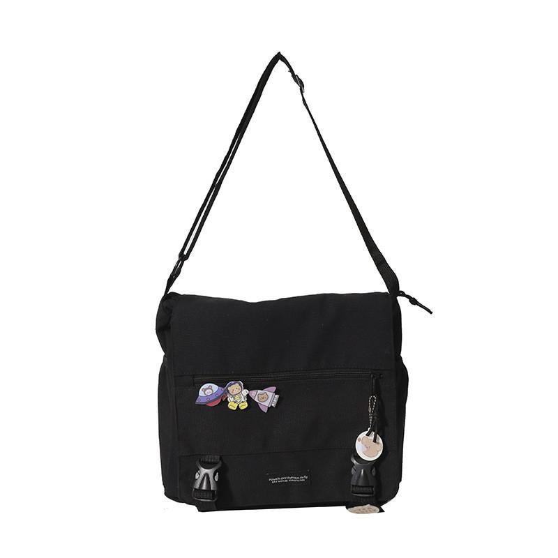 Chic Large Capacity Shoulder Crossbody Bag For Students Modern Urban Minimalist Design чёрный