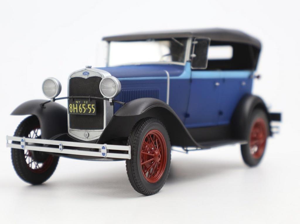 ICM Scale Ford Model A Phaeton Soft Top Plastic Model Kit 24050 1/24 (1930s)