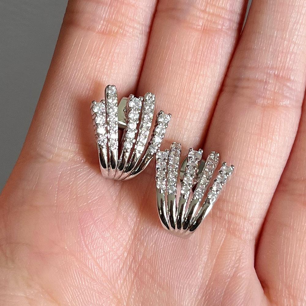 Ear Clips, Women'S Fashion Light Luxury Full Diamond Claw Earrings, Personalized Niche High-End Earrings
