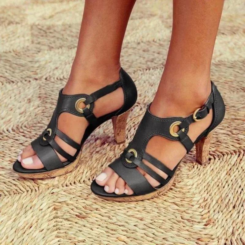 Fashion Summer New Shoes Women Sandals with Metal Decoration High Thick Heels Round Toe Women Plus Size 43 Fashionable Platform Sandals